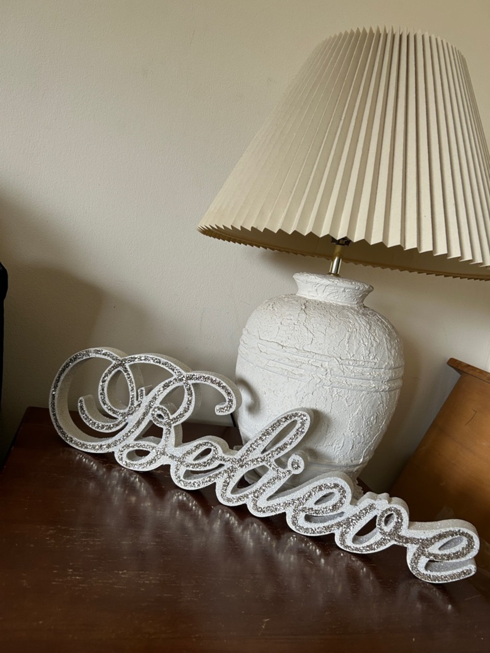 'Believe' silver glitter White Wall Word Decor